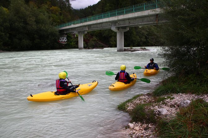 1 day KAYAK COURSE on Soča river, for beginners - Weather, group size, and who it suits best