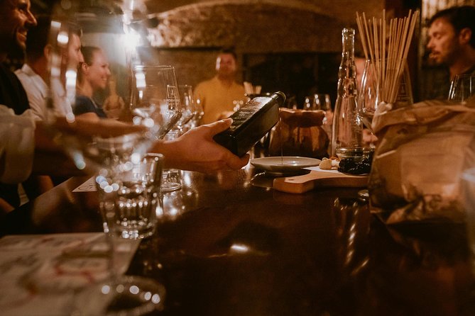 2-Hour Interactive Wine Tasting Experience in Ljubljana - How the interactive tasting works for 7 wines in 2 hours