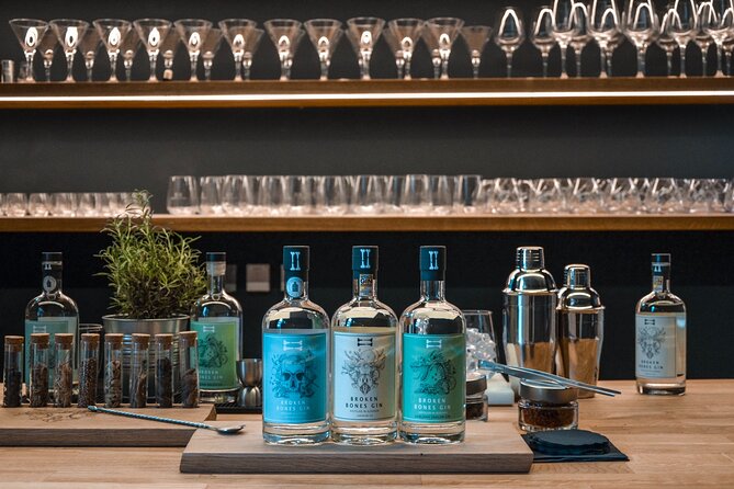 Broken Bones Spirits Tasting - 25 minutes of spirits tasting, what happens during your visit