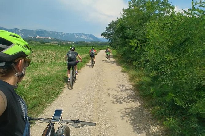 E-bike Vipava River Tour - How the guides keep it smooth, from Timotej to Alex to Rok