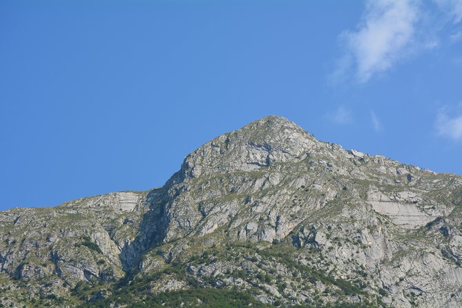 Everyday Yoga Class, Soča (Bovec) - Practical tips so your body feels good during practice