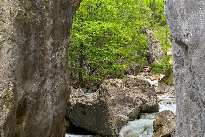 From Bled: Crystal River Hike - Getting From Bled to the Trail, Door-to-Door
