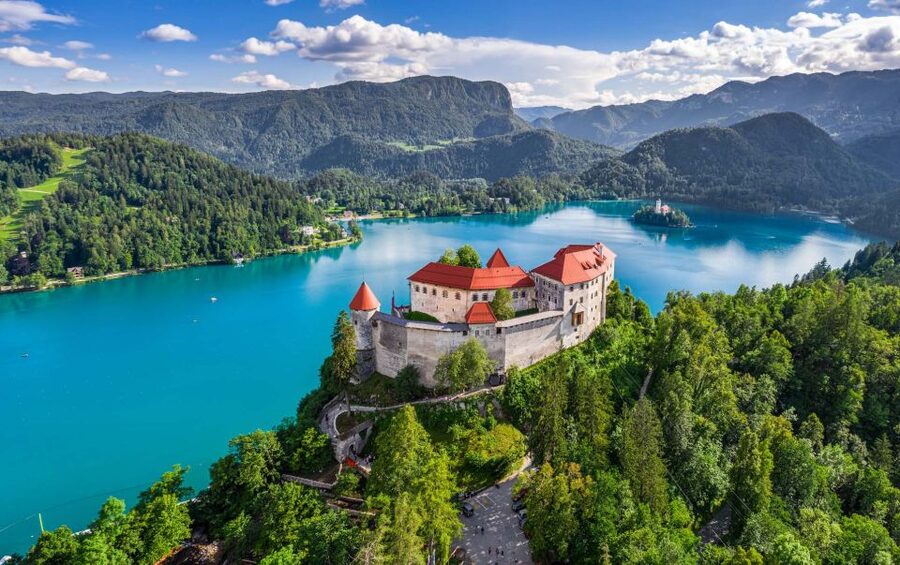 From Ljubljana: Postojna Cave, Predjama Castle and Lake Bled - From Ljubljana pickups to the long drive: how the day actually moves