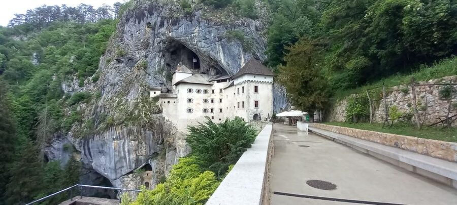 From Ljubljana: Postojna Cave & Predjama Castle Guided Trip - Meeting in Ljubljana: quick pickup, comfortable transport