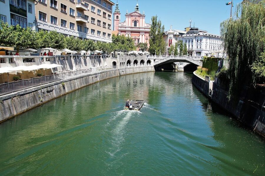 From Zagreb: Postojna Cave, Lake Bled, Ljubljana Day Trip - Starting From Zagreb: hotel pickup and the 11-hour reality check