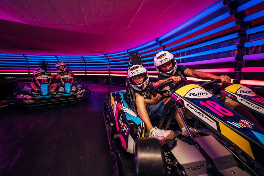 Gokart experience at Woop! karting - the fastest attraction - Track and speed levels: what you’ll drive at each stage