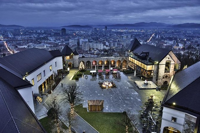 Historic Ljubljana Tour with Ljubljana Castle included - Central Market in 10 minutes: how Ljubljana eats when it’s local