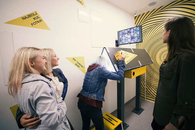 House of Illusions Ljubljana Entrance Ticket - Staff and the tone of the place