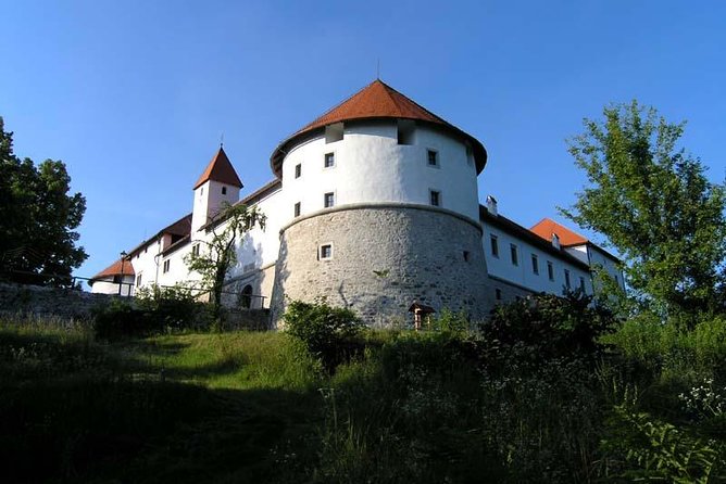 Idrija Half Day Excursion: UNESCO Town including Castle and Mine Tour from Ljubljana - Rudnik Živega Srebra Idrija: Anthony’s Shaft and the underground chapel