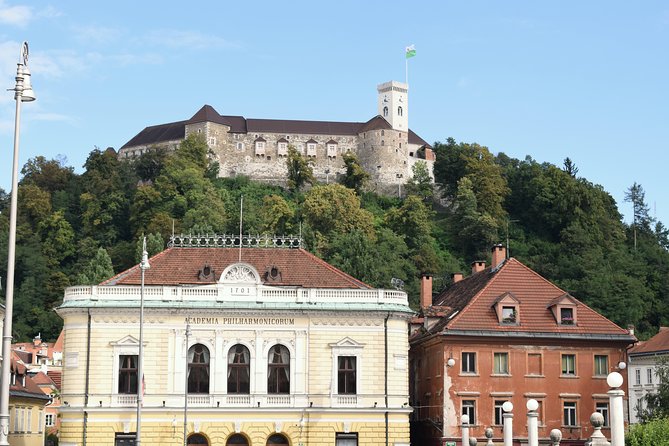 Lake Bled & Ljubljana - Shore Excursion from Koper - Pickup, Drop-off, and How the Guide Helps You Stay Unstuck