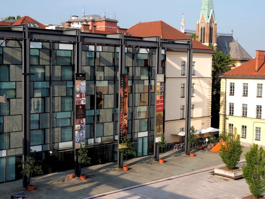 Ljubljana: City Card - Ljubljana Castle by funicular: views worth timing