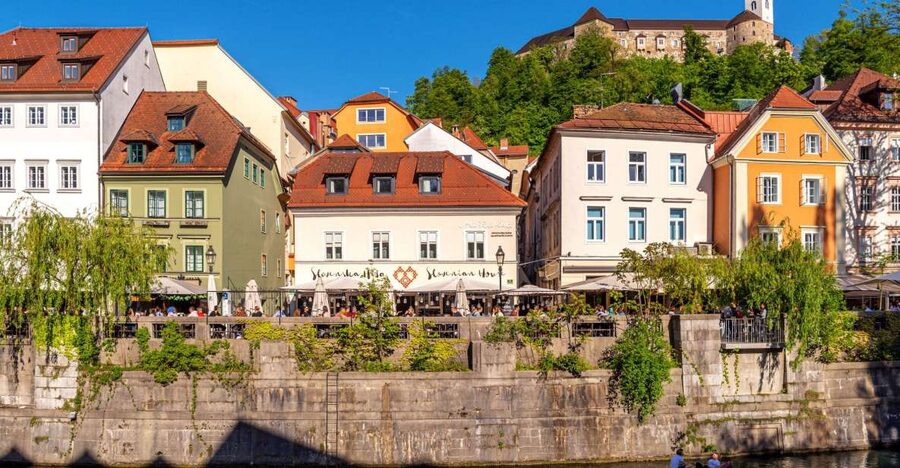 Ljubljana: Guided Walk & Funicular Ride to Ljubljana Castle - Cobblers Bridge, the National and University Library, and the story-behind-the-stones walk
