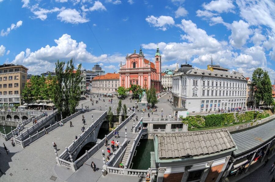 Ljubljana: Guided Walk & Funicular Ride to Ljubljana Castle - Ljubljana Castle outlook tower, plus the museums if you want more than a photo
