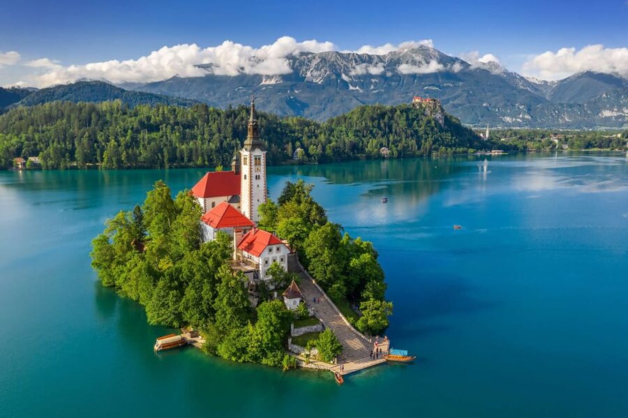 Ljubljana: Lake Bled, Postojna Cave, and Predjama Day Tour - Bled Island timing, including gondola ride time