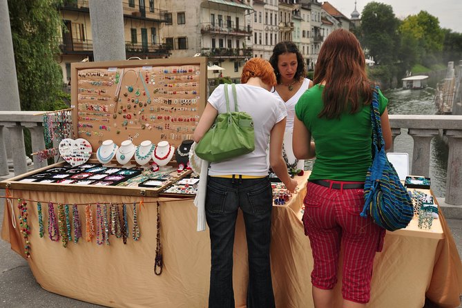 Ljubljana - Personalized Private Tour - Snacks and advice: the value you feel after the walk