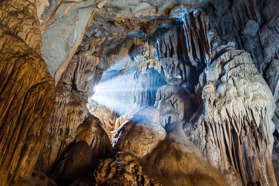 Ljubljana: Postojna Cave & Predjama Castle Tickets and Tour - Why Postojna Cave and Predjama Castle work so well together