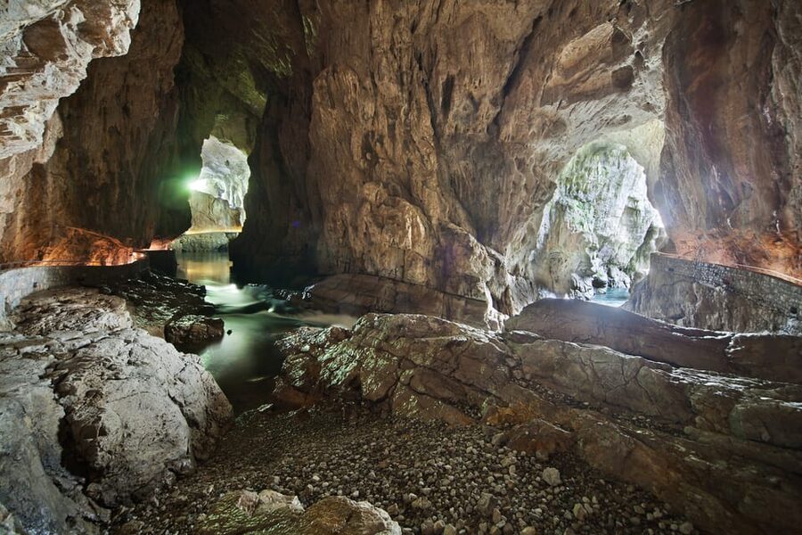 Ljubljana: Škocjan Caves, Rakov Škocjan & Predjama castle - The 8-Hour Small-Group Flow From Ljubljana