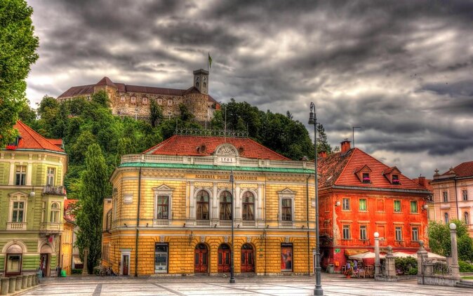 Ljubljana Small Group Food Walking Tour - A 3.5-Hour Ljubljana Food Walking Tour You Can Follow