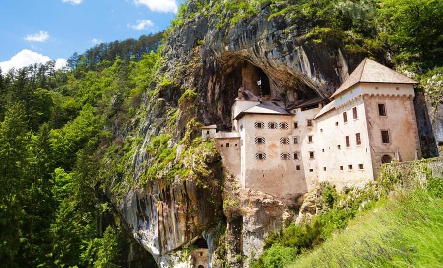Ljubljana to Postojna Cave,Predjama Castle and Postojna park - Lunch at Predjama Castle: plan for choices, not included meals