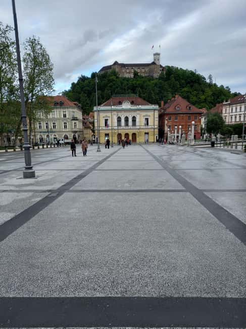 Ljubljana wonderful castle on foot and new places :) - Starting at Porta Praetoria Emonae, then watching the Roman story click