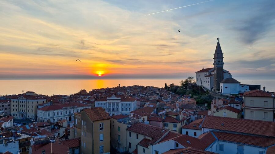 Piran: Bike Rental with Map, Helmet, Water bottle and Lock - Price and value: why $28 feels fair for a full gear day