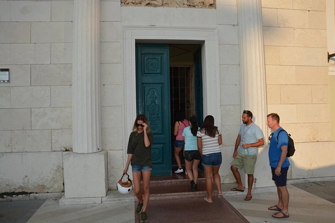 Piran Walking Tour with Local Wine and Food Tasting - Benecanka Casa Veneziana: Venetian Gothic in Piran’s Footsteps