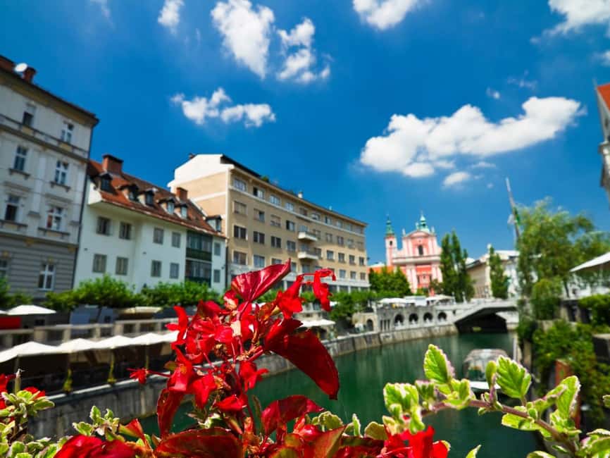 Private Day Trip: Zagreb to Ljubljana & Lake Bled - The pletna boat ride: the classic Lake Bled moment