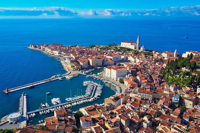 Private Piran Walking Tour (tasting of local wine & products included) - Prvomajski trg: the water supply story you can still feel