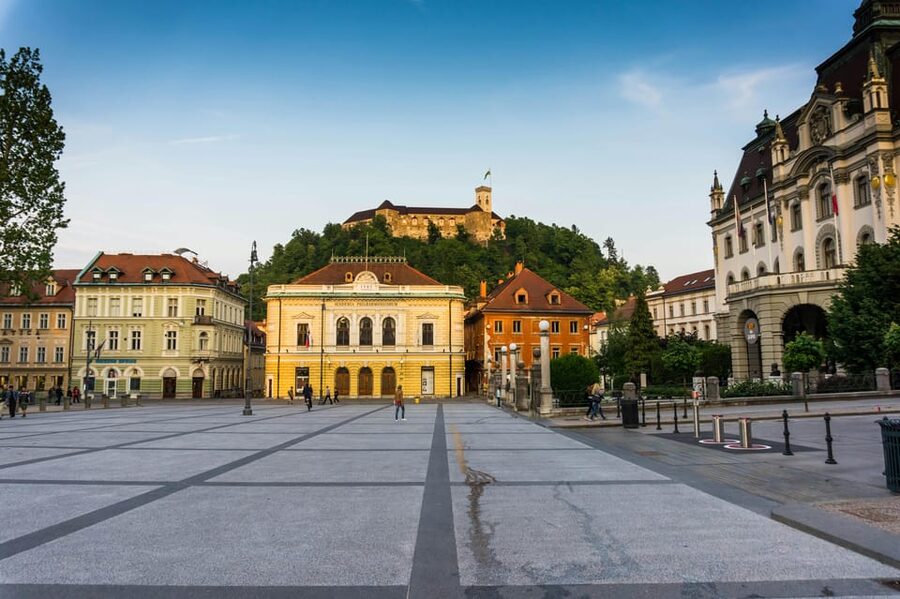 Trieste: Ljubljana Capital of Slovenia Tour - Triple Bridge and Shoemakers’ Bridge: Two Ways Ljubljana Moves You