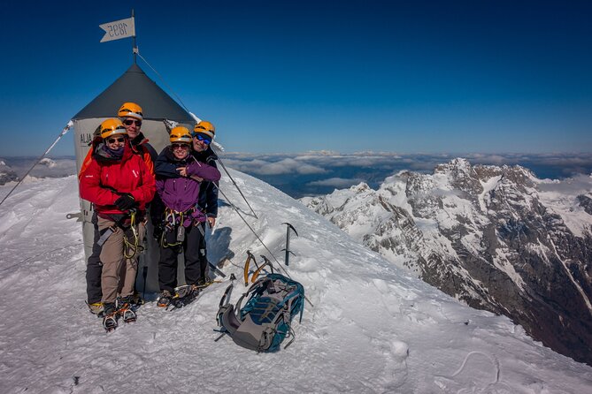 Triglav winter edition - The hut experience: limited utilities, warm food, and a realistic night